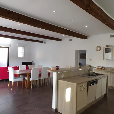 Villa Spacieuse A St Cyprien Pour 15 *