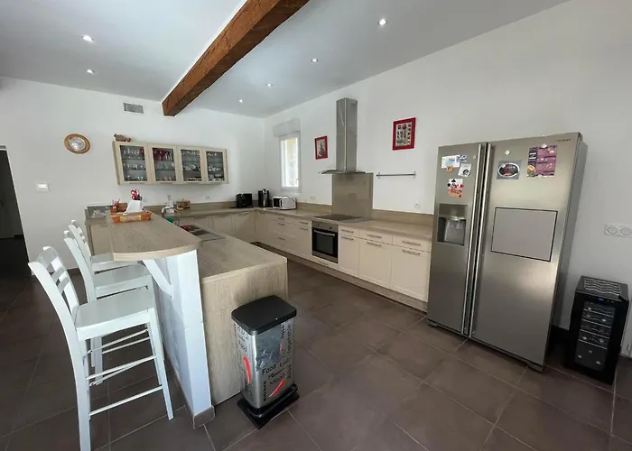 Villa Spacieuse A St Cyprien Pour 15